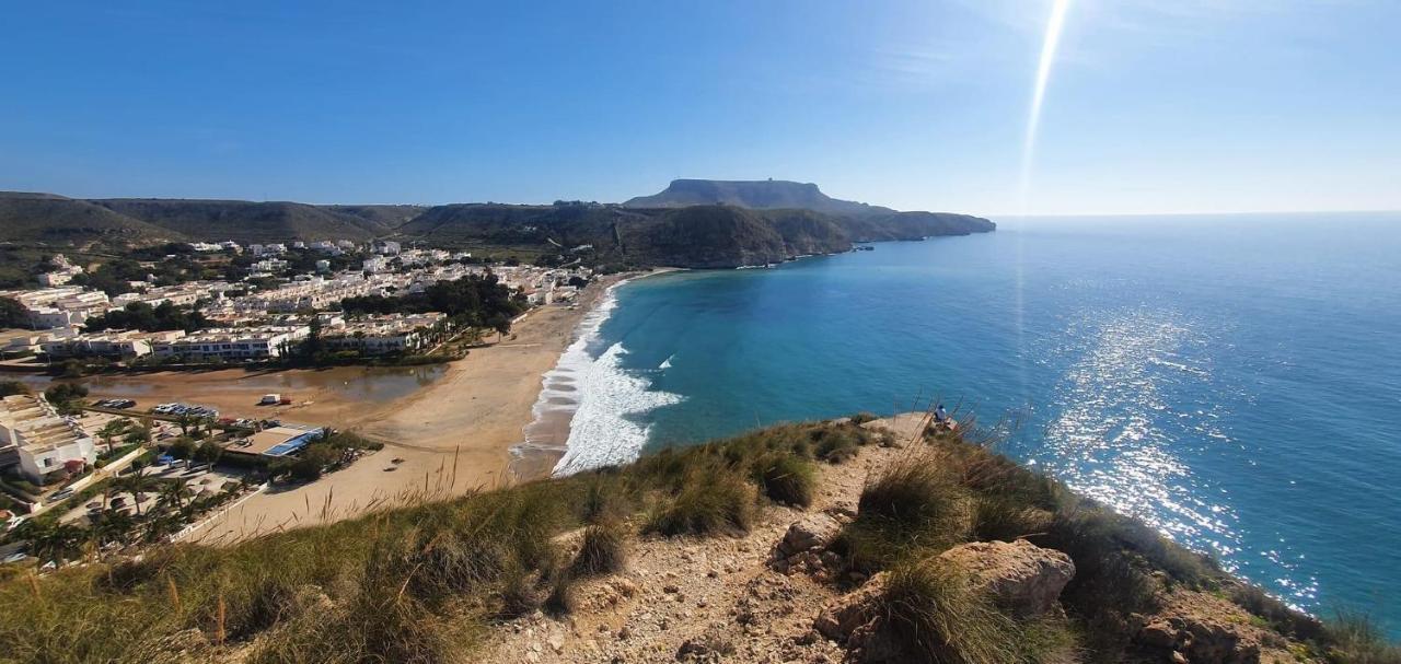 Апартаменты Casa Barbados En Agua Amarga Агуа-Амарга Экстерьер фото